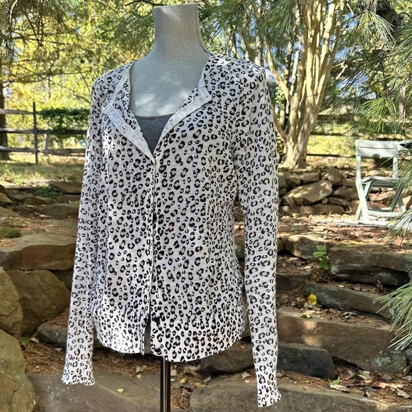 Ann taylor loft Sweaters - Ann taylor loft Medium Ramie Leopard Cardigan medium cream